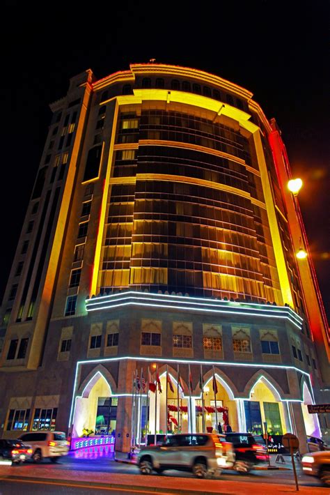 Grand Regal Hotel .